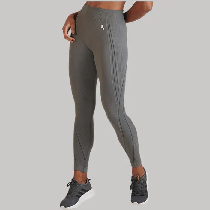 Compre 2 LEVE 3 - Calças Legging MAX LUPO - Kit de Meias